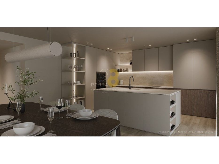 T4 Novo com Varandas, Garagem e Vistas Desafogadas - Requesende