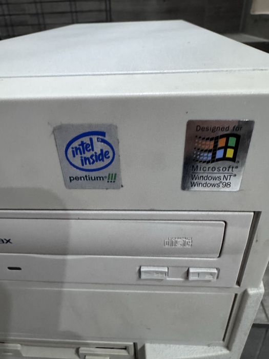 Retro komputer pentium 3