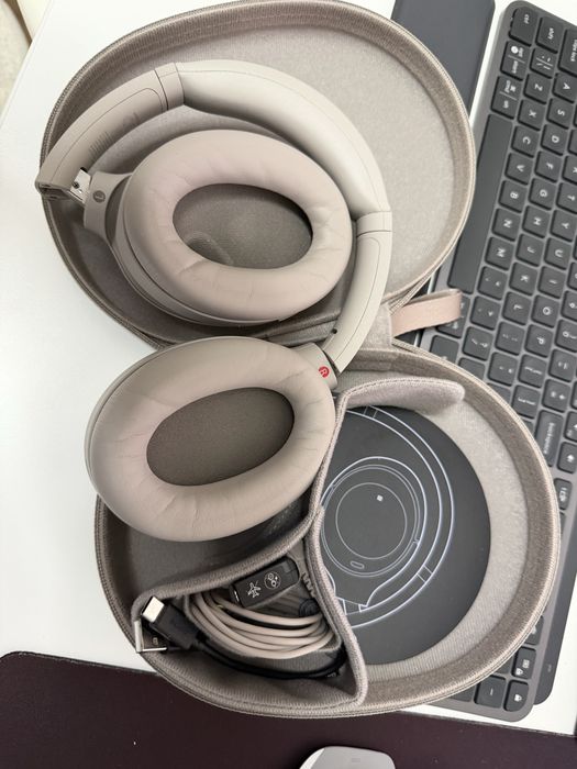 Słuchawki bezprzewodowe Sony WH-1000XM4 ANC Gwarancja Beż Łódź Jak nowe