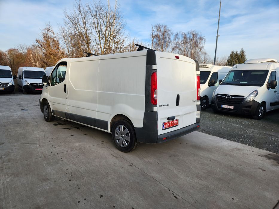 Рено трафік 2012 рік, 2,0 дизель,довга база