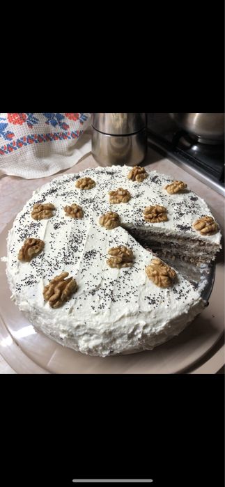 Домашні тортики: Наполеон, Медівник, Три Бажання, Спартак. Печиво