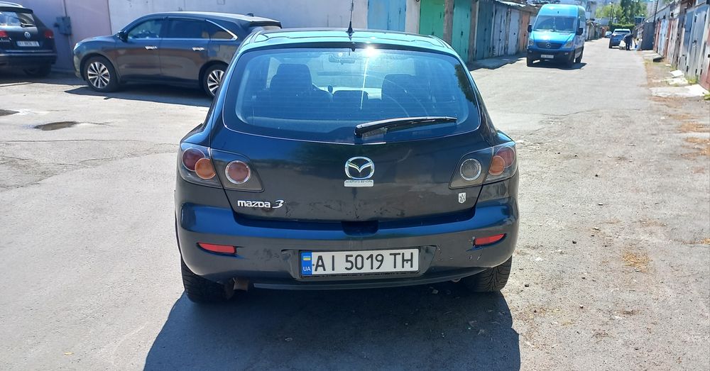 Продам мазду 3.1.6дизель