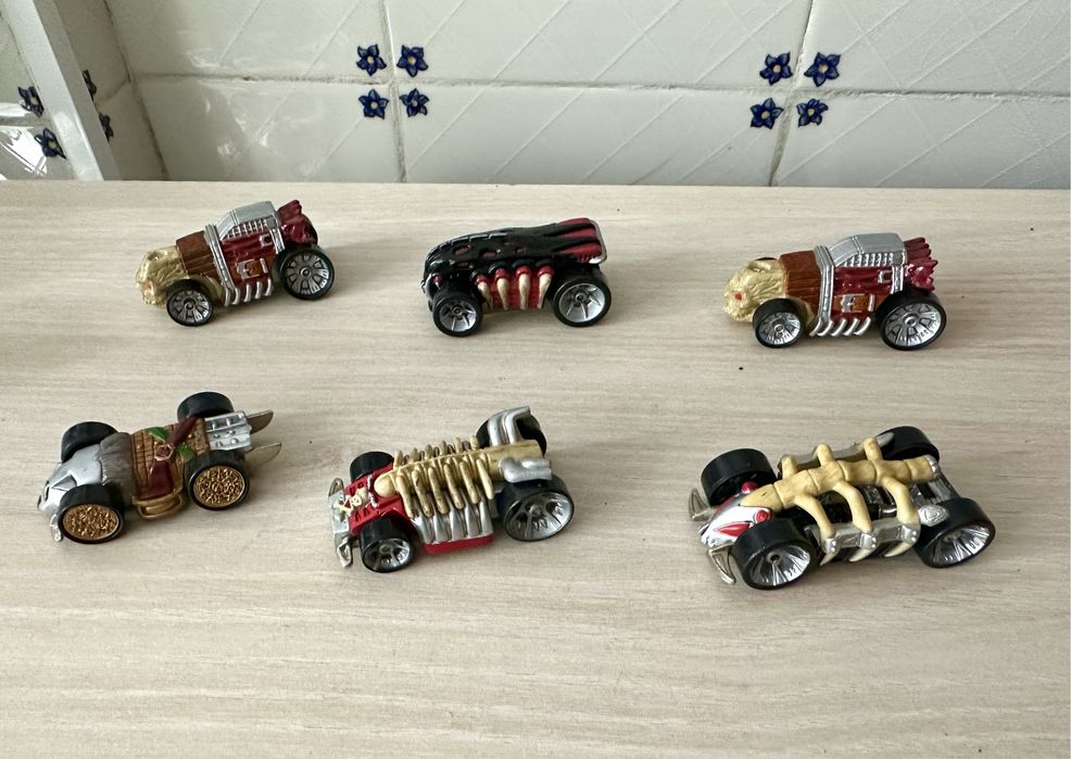 Piratas das Caraibas carros camiao hotwheels disney