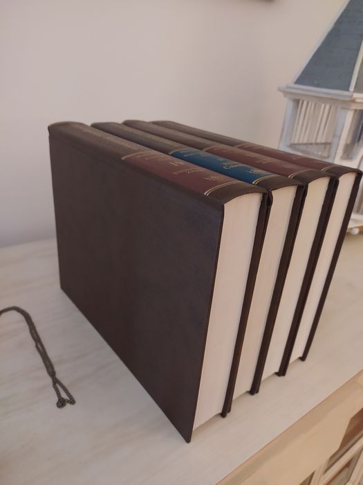 Enciclopédia Britannica 4 volumes Ed americana 1980