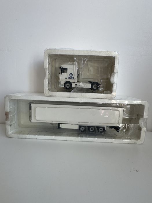 Camião DAF COM 32 cm