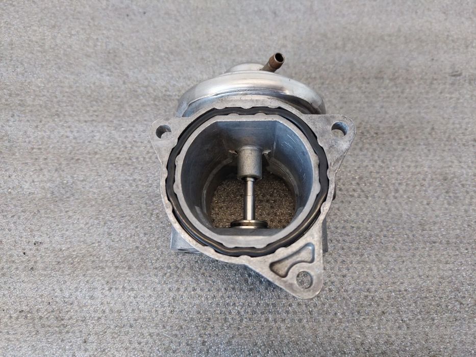 Válvula EGR VOLKSWAGEN Golf V (1K1)