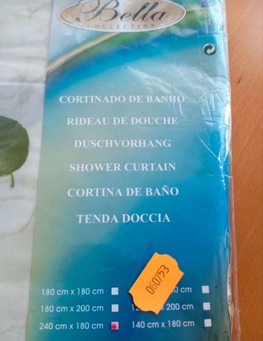 Cortina de banho a estrear