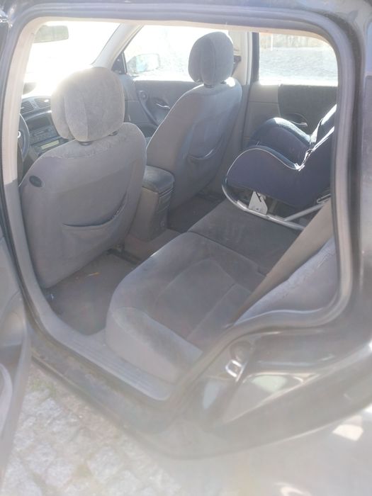Laguna 1.6 2002 gasolina