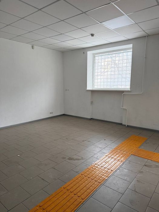 Здається  приміщення