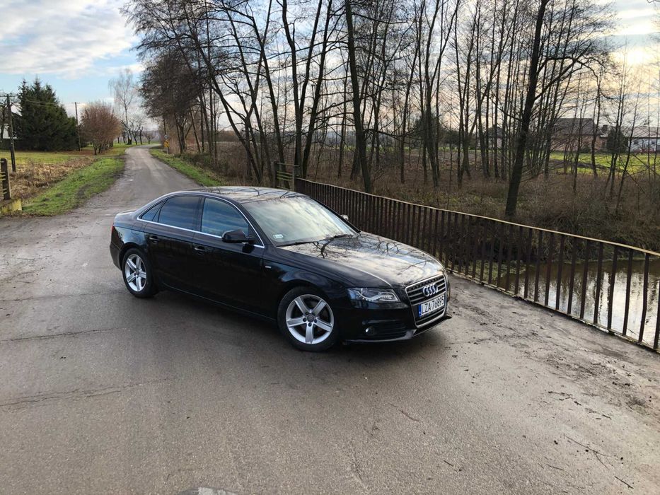 Audi a 4 b8 2l tdi 2011r sedan  części kolor czarny LZ9Y