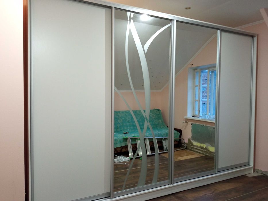 Шафа купе розмір 350х240х60 см нова