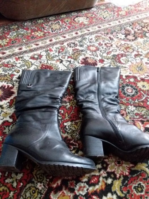 продам зимние сапожки на полную ногу