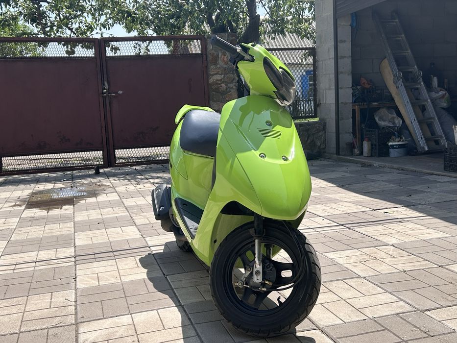 Продам Скутер Suzuki lets 2 в гарному стані