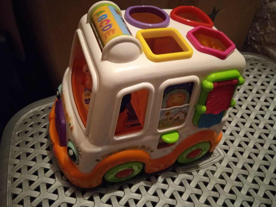 Interaktywne autko dla dziecka