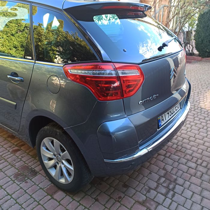 Продам Сітроен пікасо 2008 року 1,6 дизель