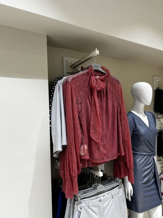 wieszak do garderoby, wieszak do sklepu, wieszak odzieżowy