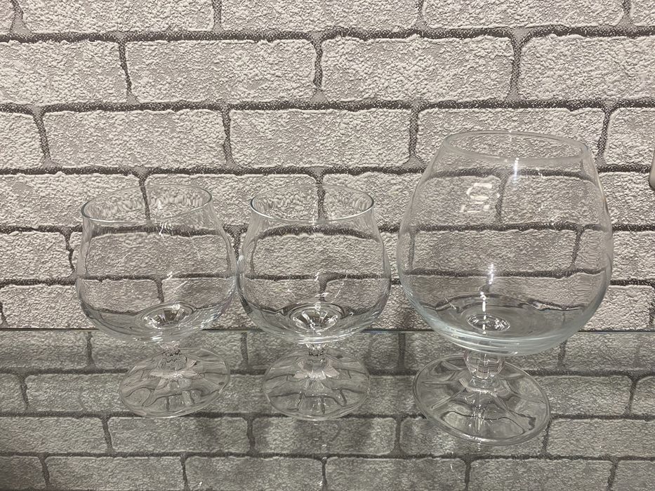 Бокалы разные, шоты