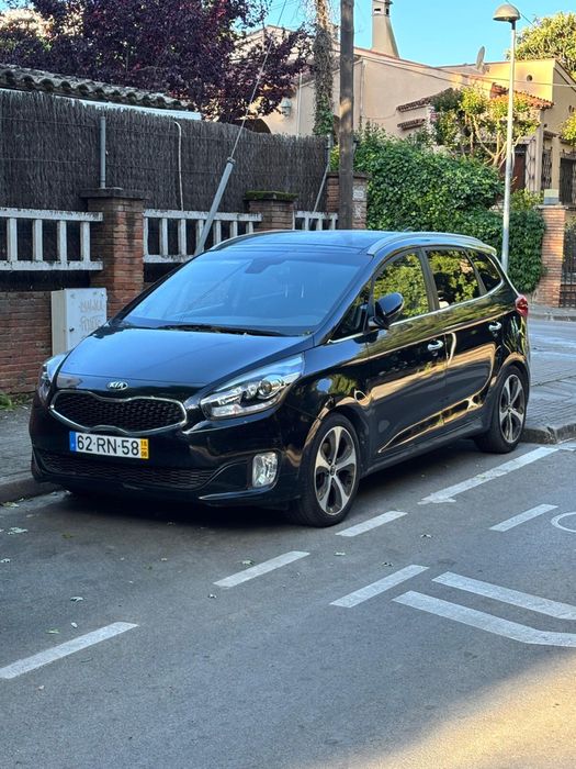 Kia carens - 7 lugares - Diesel