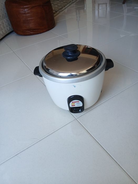 Panela arroz  Sanyo