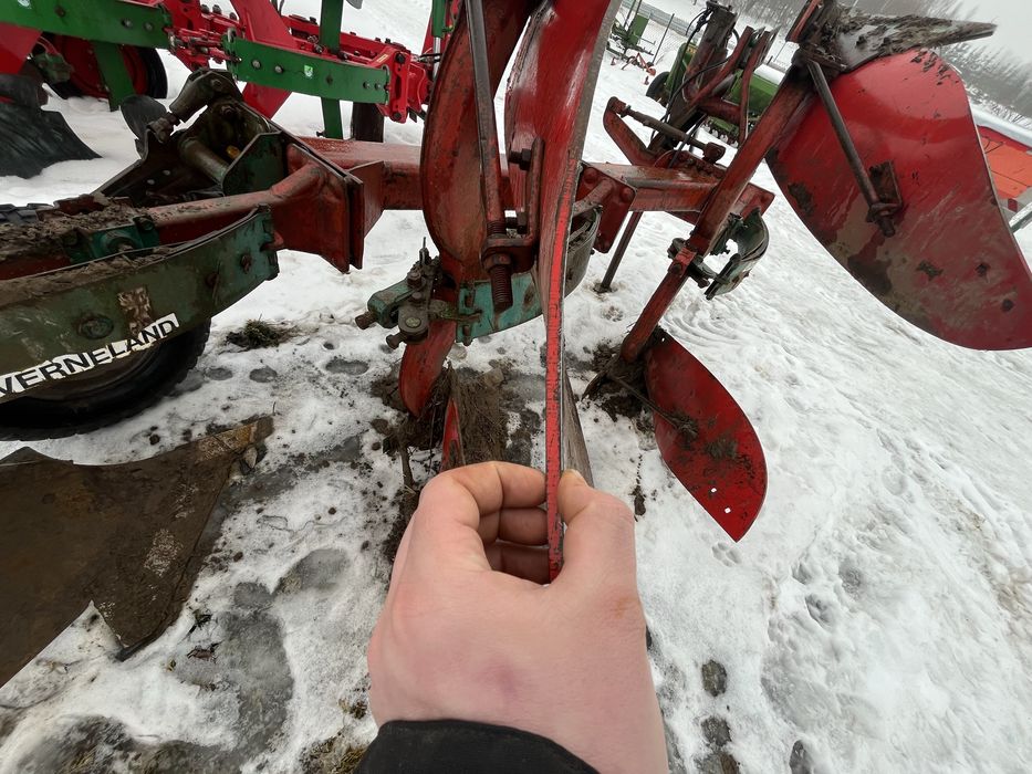 Plug obrotowy kverneland 3 skibowy