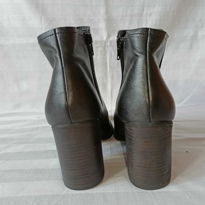 Steve Madden roz. 39 - dł. wkł. 26 cm- skóra- stan bdb