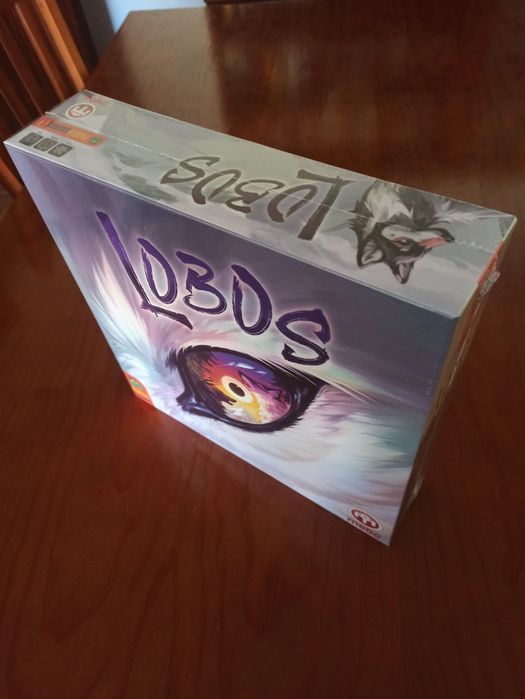 Jogo de tabuleiro Lobos NOVO SELADO