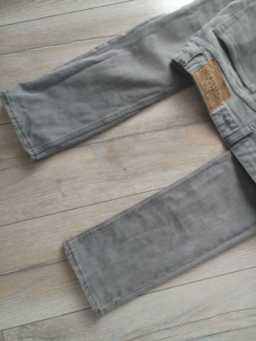 Szare jeansy męskie