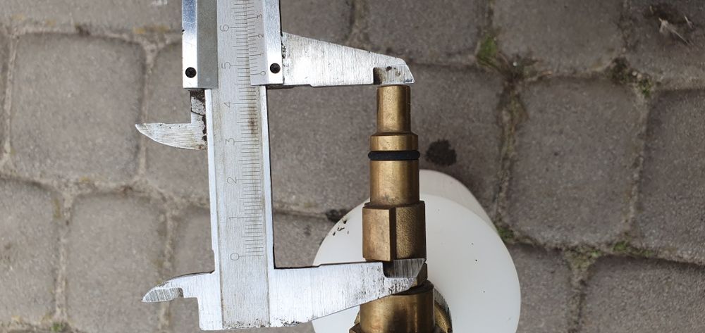 Піний бачок на мінімийки