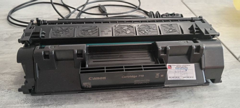 картридж оригинальный CANON 719 black (цена с олх доставкой)
