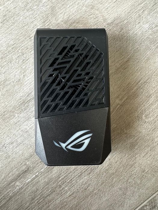 Cooler ASUS ROG AeroActive – Ventoinha de Refrigeração para ROG Phone