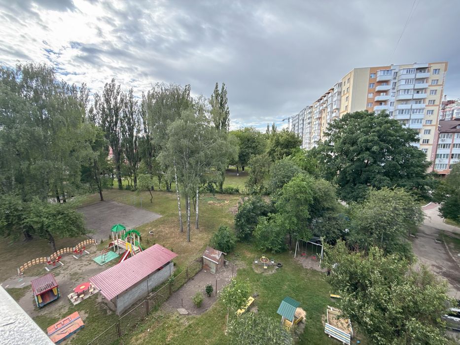 Продаж 2-кімнатної квартири в районі Чайки!