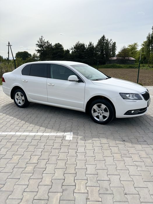 Skoda Superb  Tsi