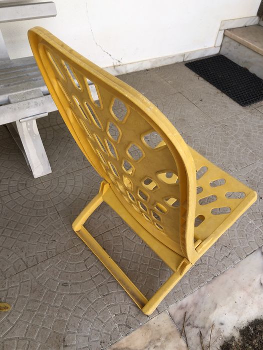 Cadeira de praia amarela