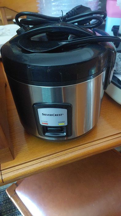 MAQUINA DE CAFÉ E PEQUENOS ELECT.