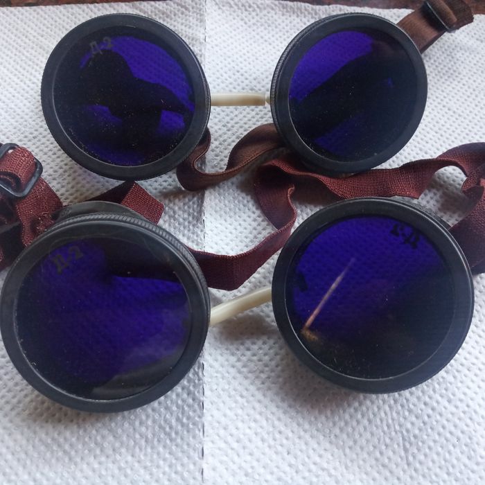 Окуляри Маски для зварювання газом та електронові радянські 1989 року