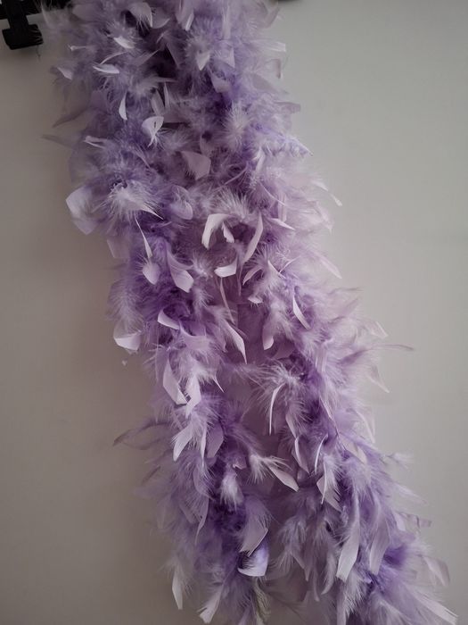 Боа  з пір'їв  шарф карнавальний шарф з пуху