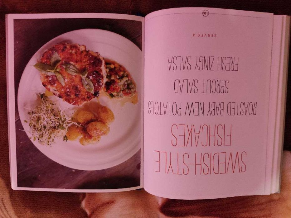 Книга Джейми Оливера "Jamie's 30 Minute Meals"