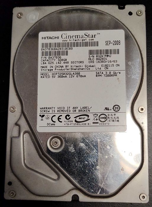 Жорсткий диск SATA Hitachi P7K500 HCP725032GLA380 3.5 SATA2 320Гб