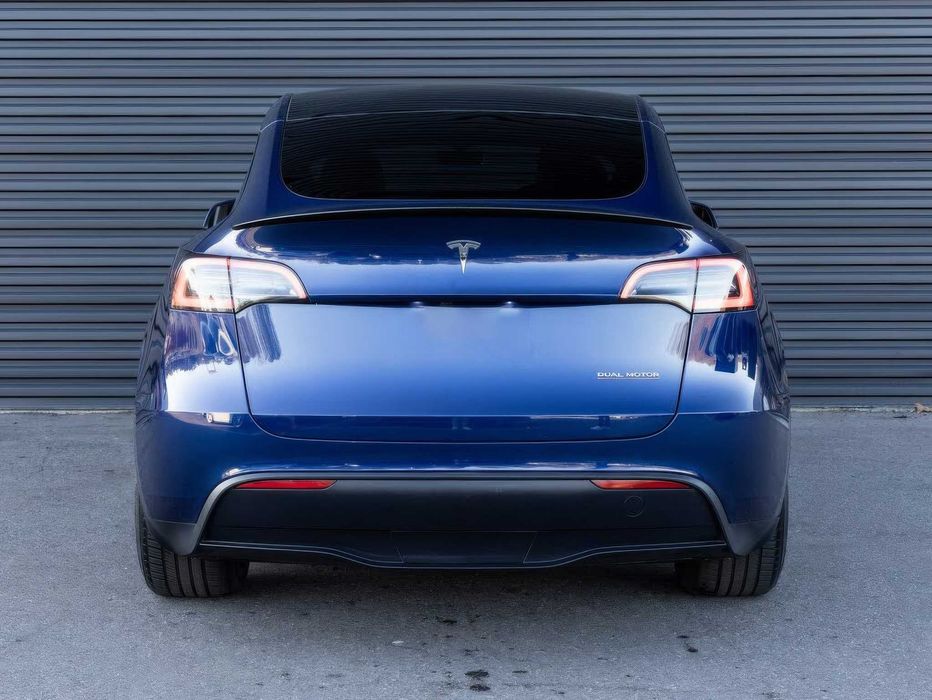 Tesla Model Y Performance      2023