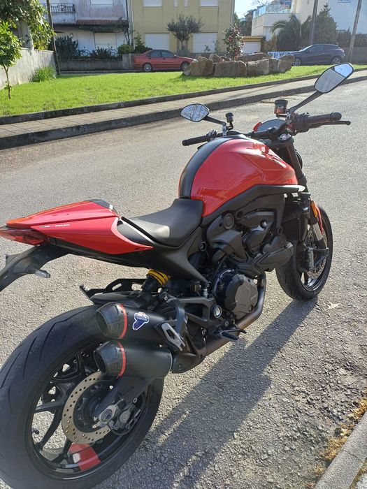 Ducati Monster Plus 937 full termignoni