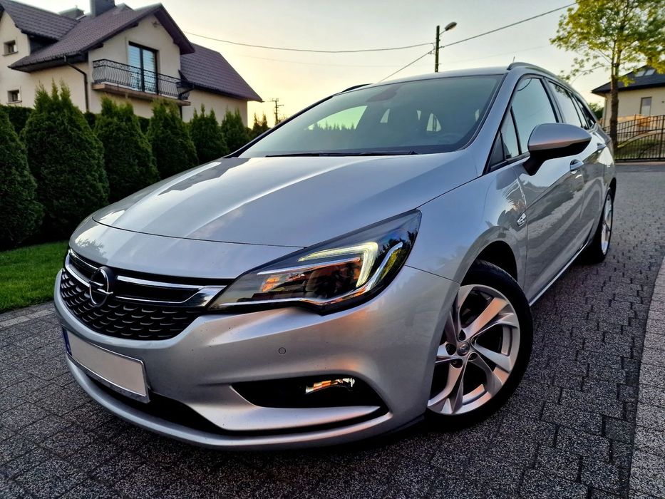 Opel Astra Rezerwacja! Tylko pewne krajowe samochody