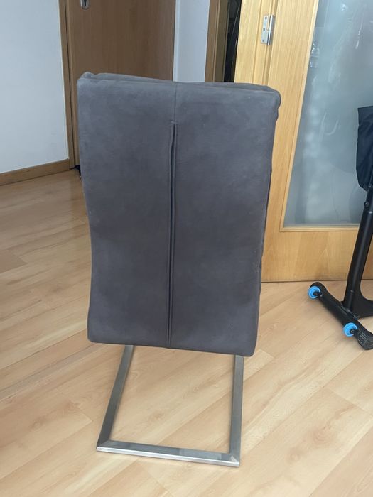 Mesa de Sala Jantar Extensível c/ Cadeiras