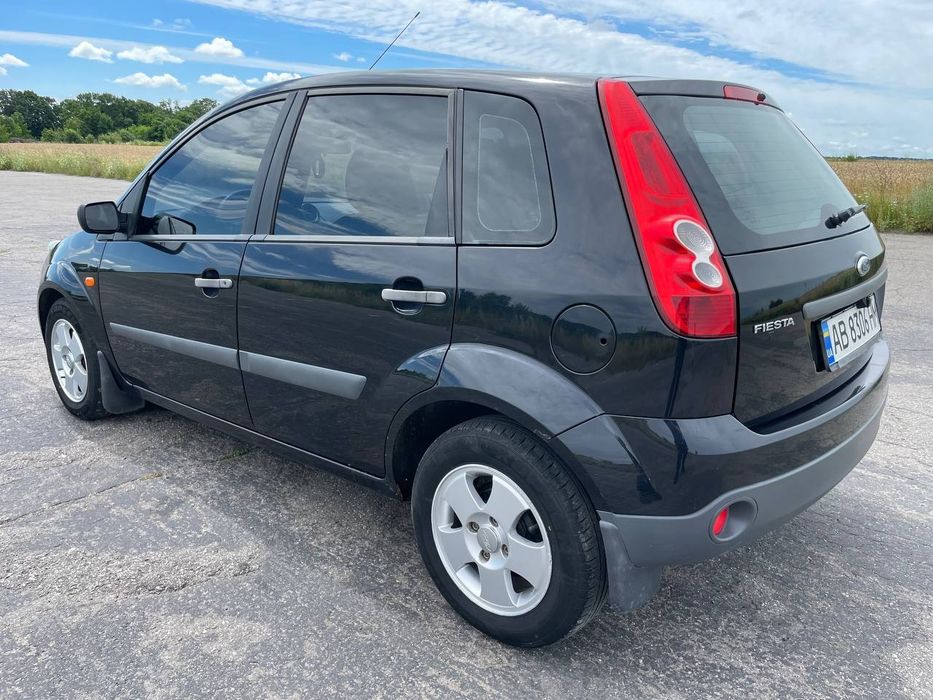 Продам Ford Fiesta 1,4 бензин 2007р.