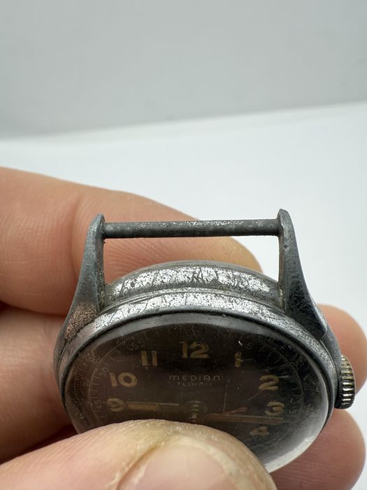 Zegarek Median Technic do naprawy