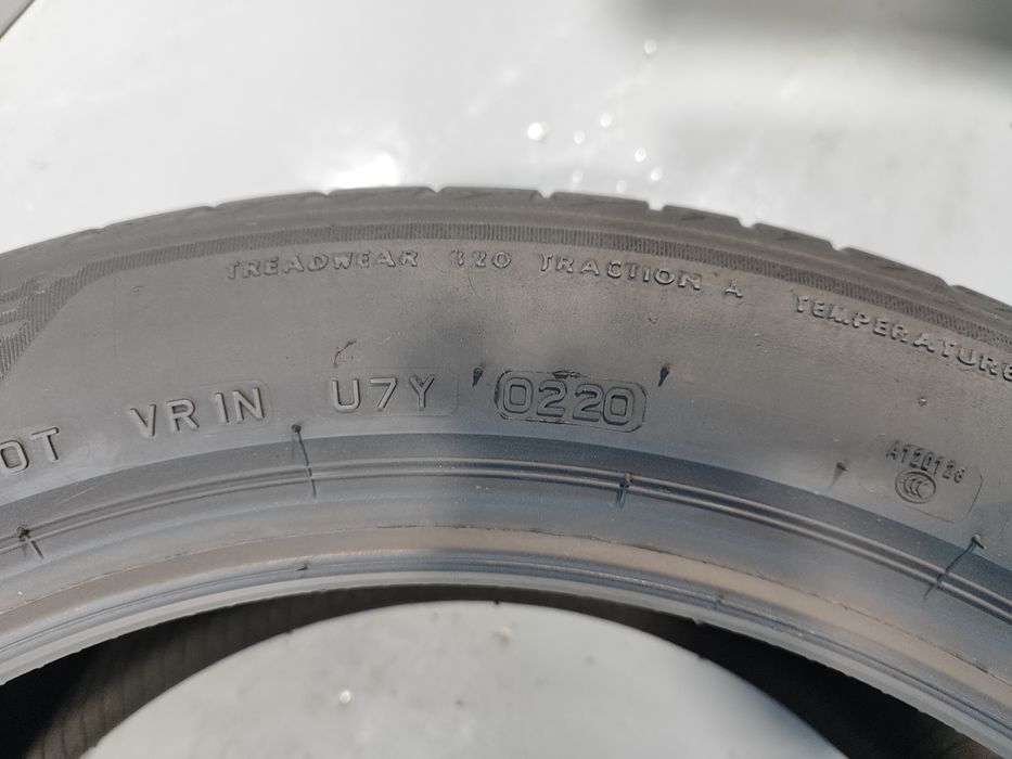 2 pneus semi novos 225-50R18 Bridgestone - 120 euros Oferta dos portes