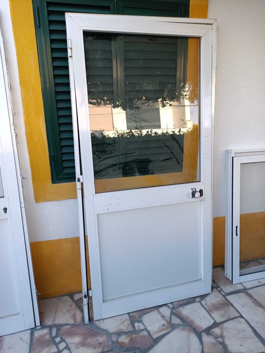 Portas e janelas de alumínio