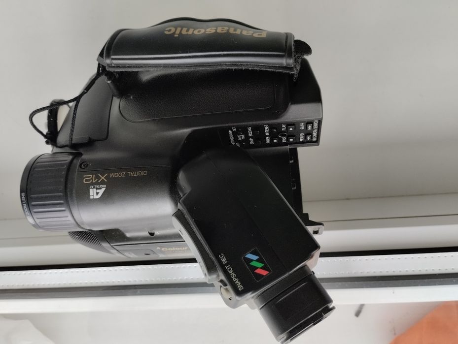 Panasonic видеокамера VHS-C на видеокассетах