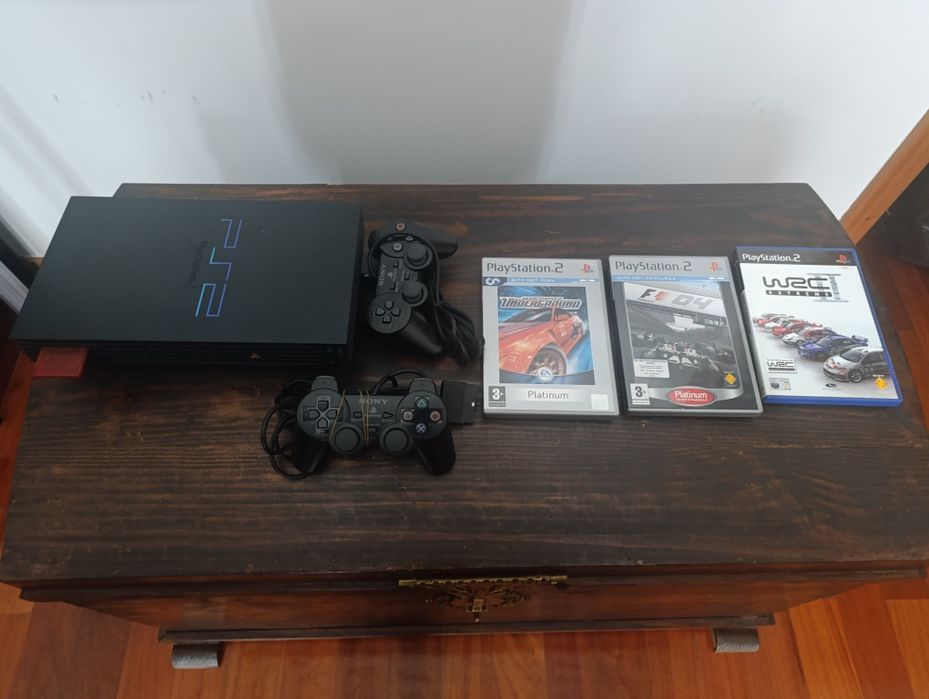 Vendo kit PS 2 em ótimo estado