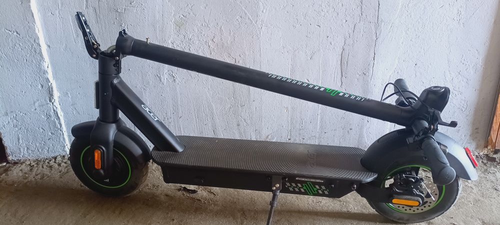 Acer electric scooter ES Series 5