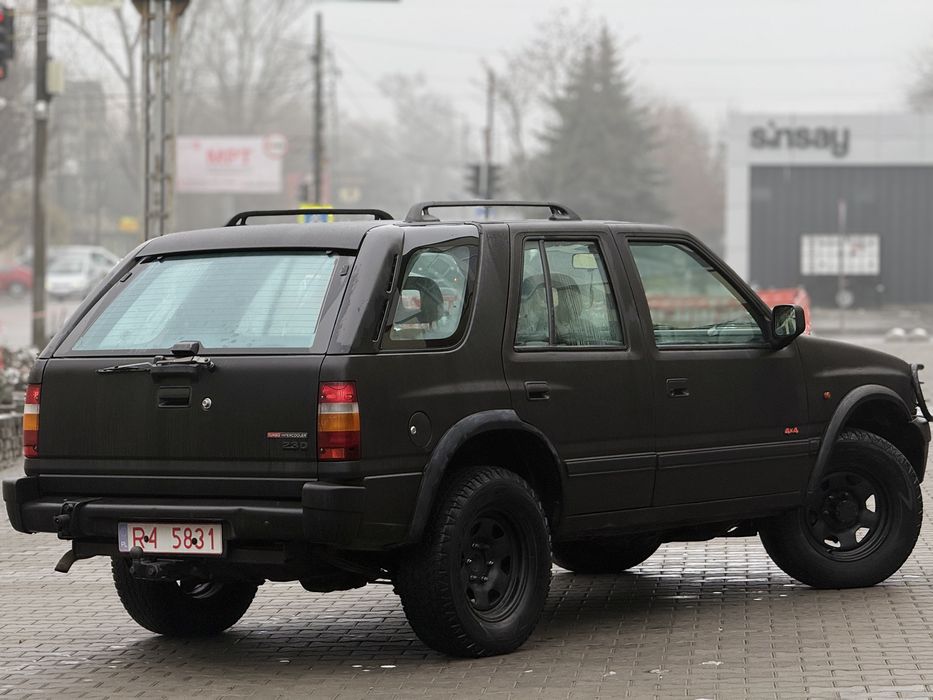 Opel Frontera 4X4 2.3 турбо дизель.